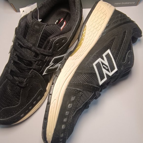 New Balance 1906R Black Taupe - Picture 2 of 5